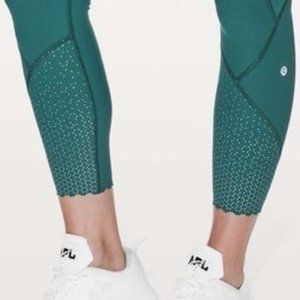 ⭐LULULEMON Tightest Stuff Leggings II 25" - Size 6 - Deep Cove - Reflective